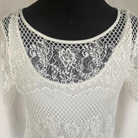WHBM Lace Overlay Tee - Picture 2 of 6